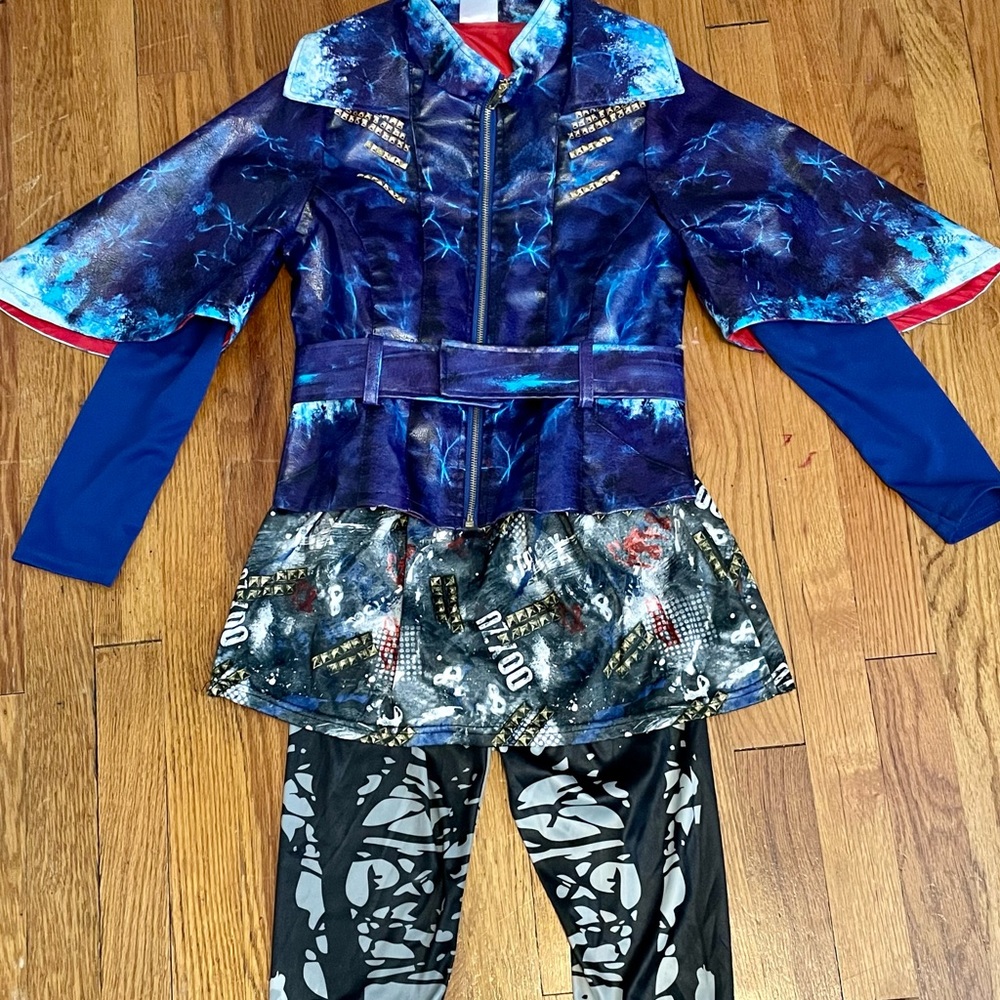 Decendants Evie Costume - Girls Size Medium 9-10